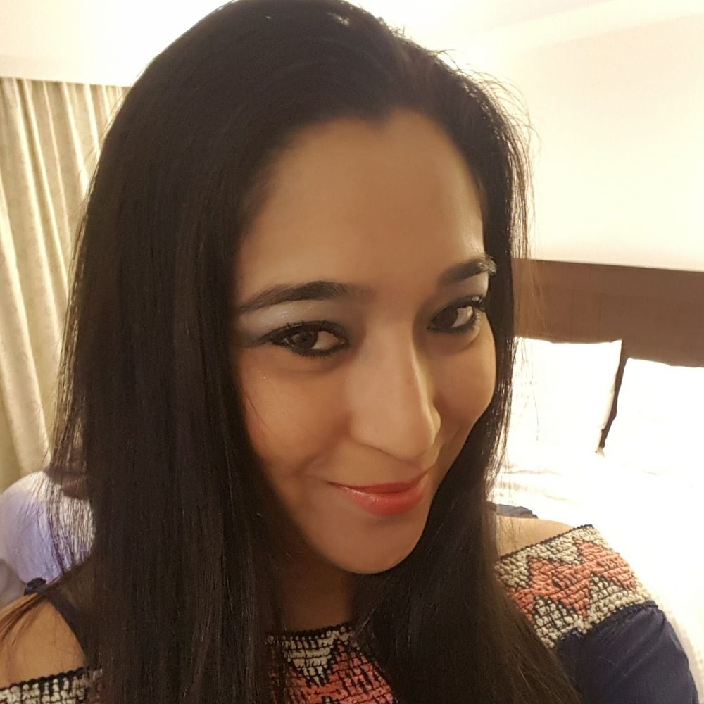 Meet your Posher, Ayerim